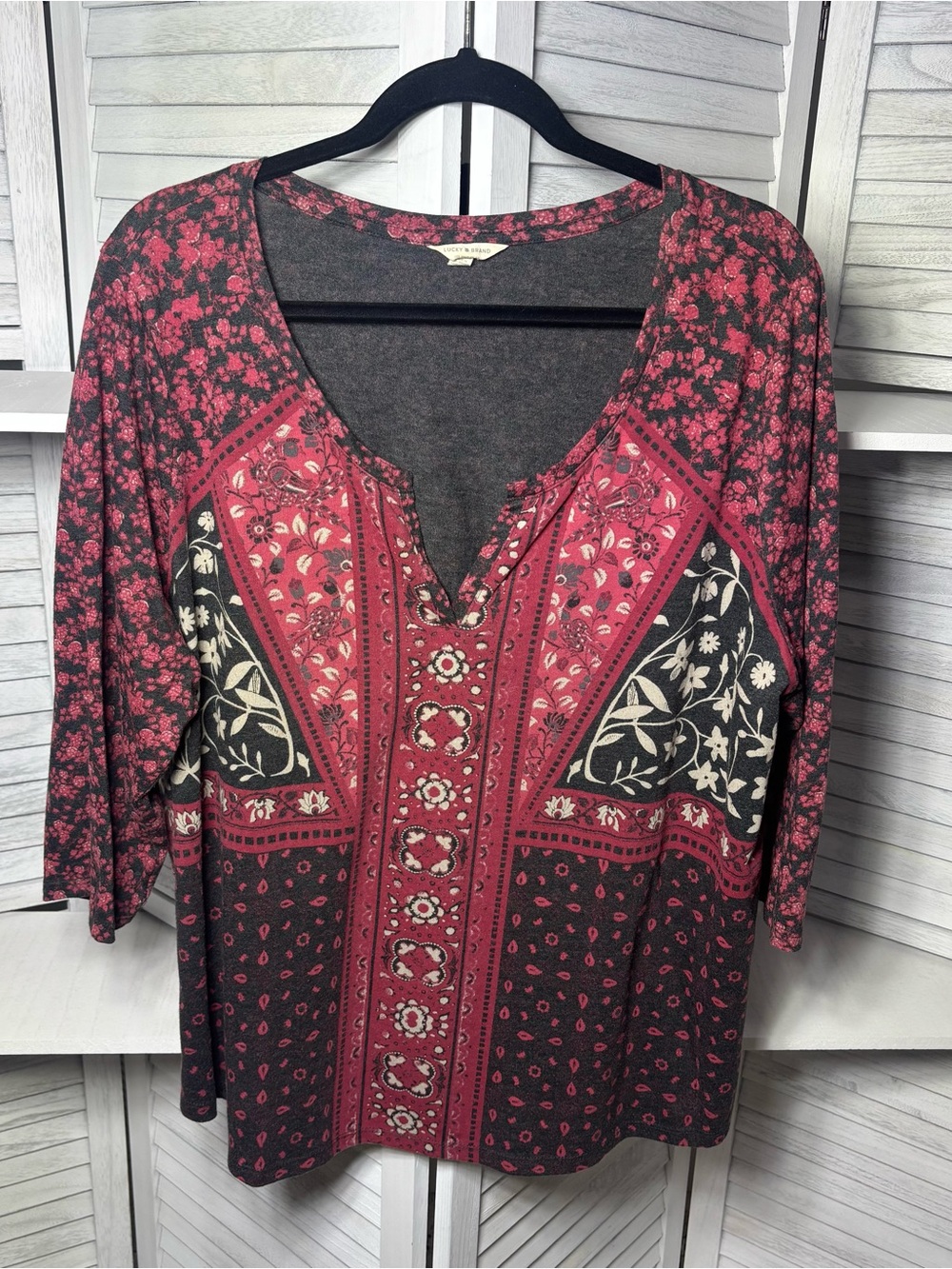 Lucky Brand Women’s 2X Boho Floral Mixed Print Split Neck Top
